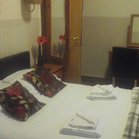Dillwyn'S Hotel Pontardawe Kültér fotó